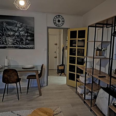 Tout Confort - Clim- Salle De Bain Commune นีมส์ ภายนอก รูปภาพ