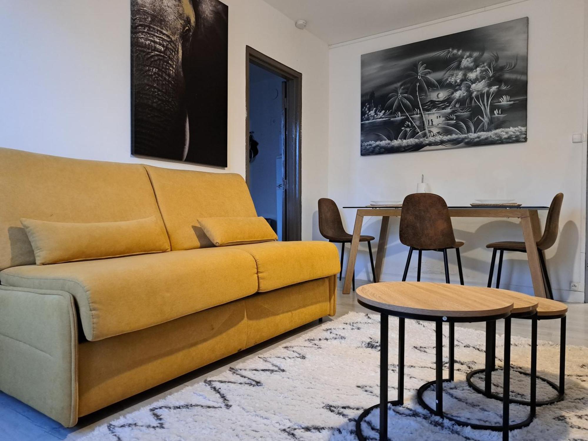 Tout Confort - Clim- Salle De Bain Commune นีมส์ ภายนอก รูปภาพ